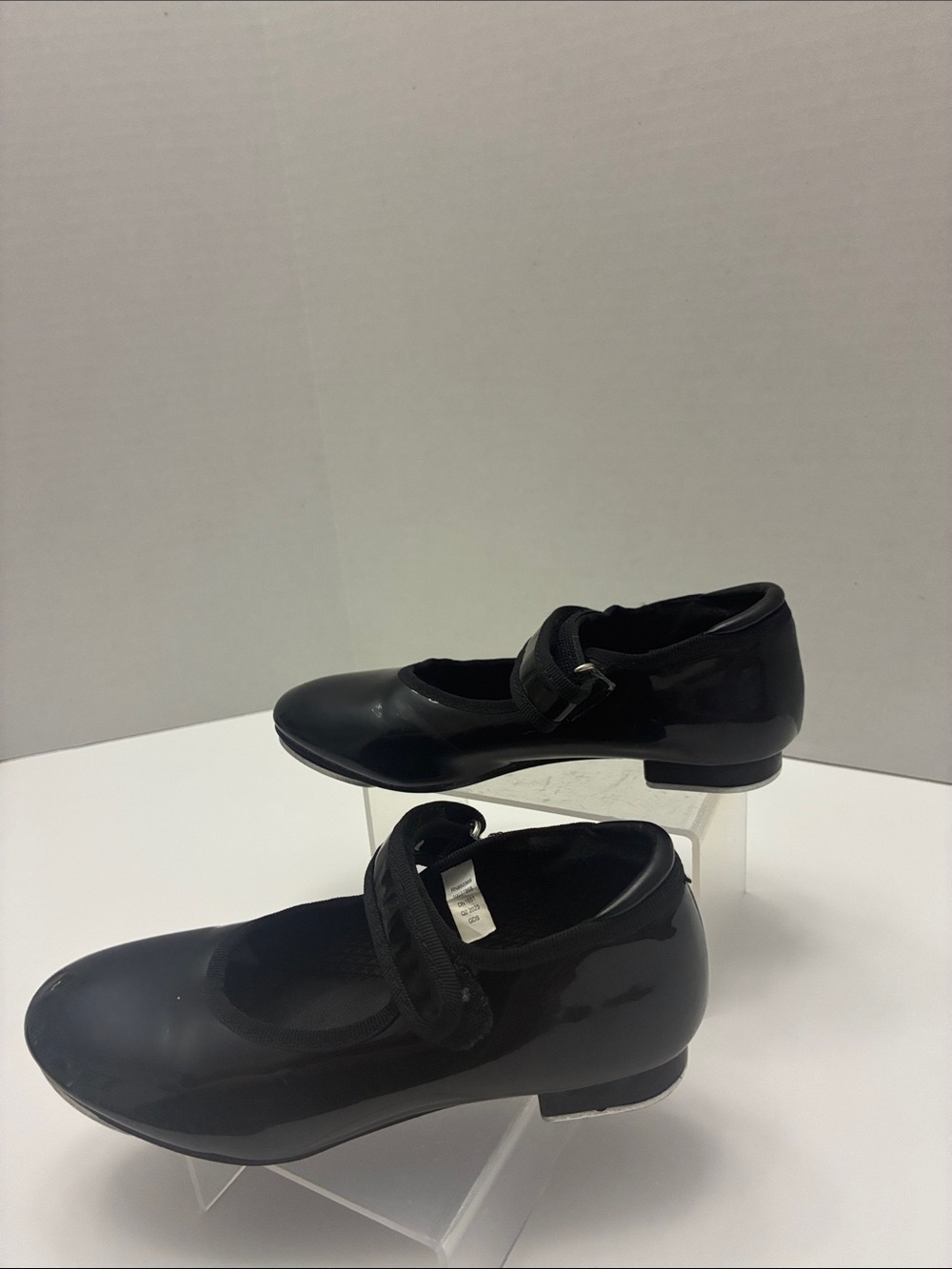 Tap shoes size 11 Danskin